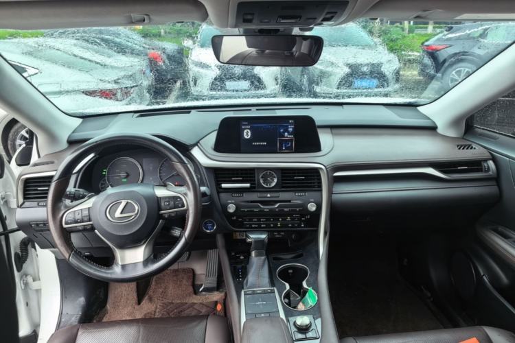 Used Lexus RX 2020 Revised Version 450h Four-Wheel Drive Elegant Edition Center Console