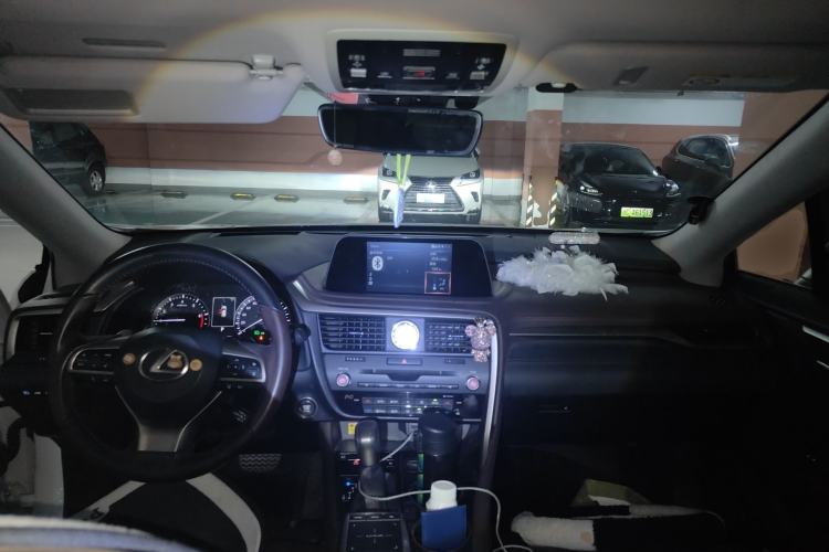 Used Lexus RX 2020 300 4x4 Elegant Edition China VI Center Console