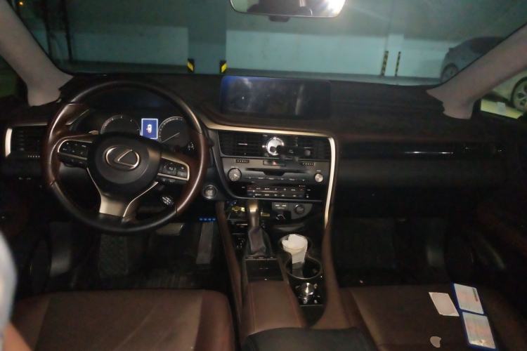Used Lexus RX 2020 300 4x4 Elegant Edition China VI Center Console