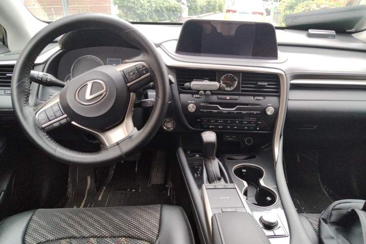 Used Lexus RX 2020 300 Two-Wheel Drive Elite Edition China VI Standard Center Console