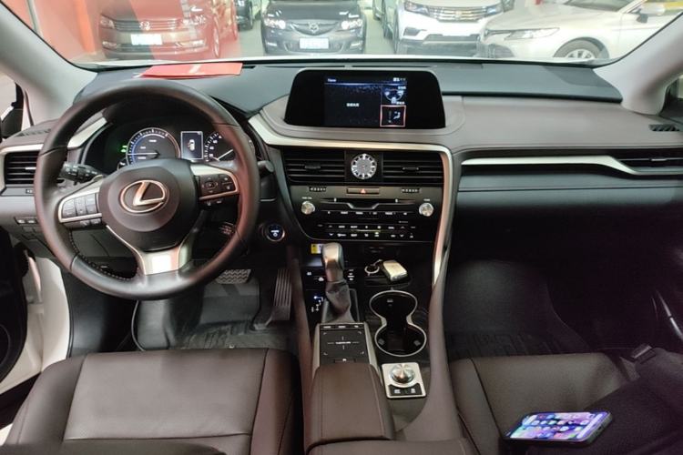 Used Lexus RX 2020 Revised Version 450h Four-Wheel Drive Elegant Edition Center Console