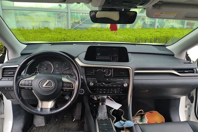 Used Lexus RX 2020 Revised Version 450h Four-Wheel Drive Elegant Edition Center Console