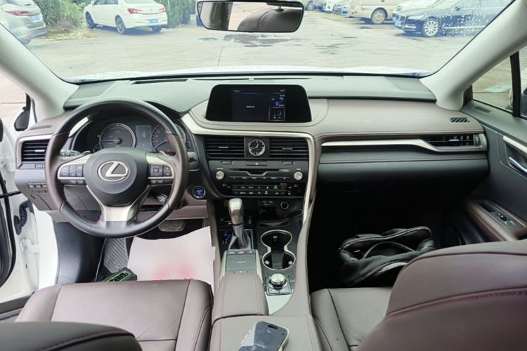 Used Lexus RX 2020 Revised Version 450h Four-Wheel Drive Elegant Edition Center Console