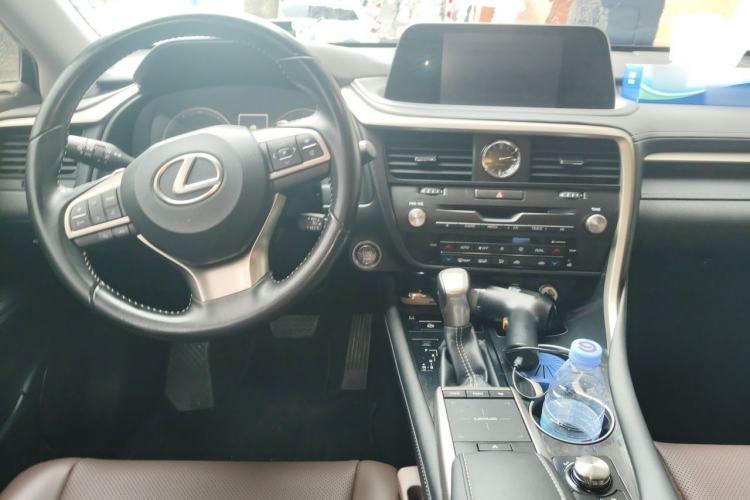 Used Lexus RX 2020 Revised Version 300 Two-Wheel Drive Comfort Edition Center Console