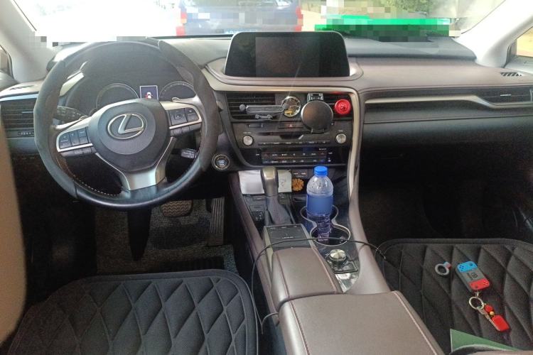 Used Lexus RX 2020 Facelifted 300 4x4 Elegant Edition Center Console
