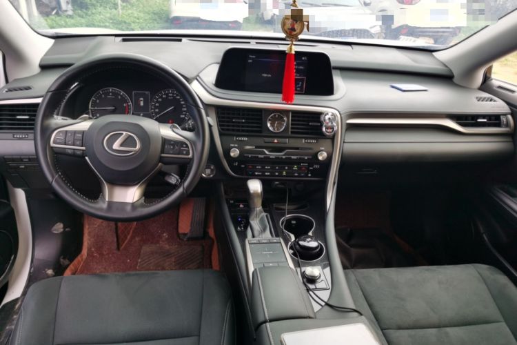 Used Lexus RX 2020 300 Two-Wheel Drive Elite Edition China VI Standard Center Console