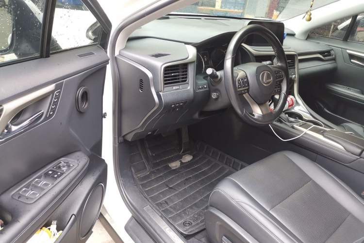 Used Lexus RX 2020 Facelifted 300 4x4 Elegant Edition Driver Seat