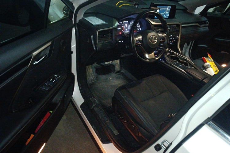 Used Lexus RX 2020 300 Two-Wheel Drive Elite Edition China VI Standard Driver Seat