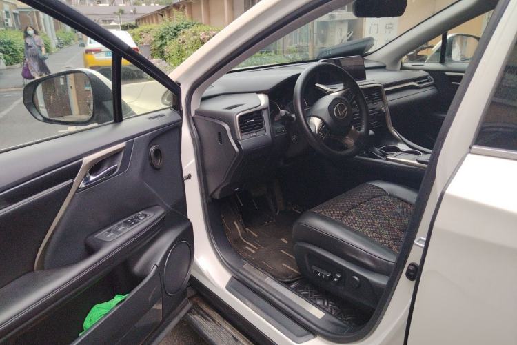 Used Lexus RX 2020 300 Two-Wheel Drive Elite Edition China VI Standard Driver Seat