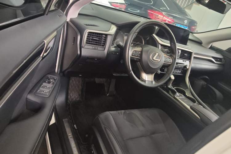 Used Lexus RX 2020 Revised Version 300 Two-Wheel Drive Elite Edition Driver Seat