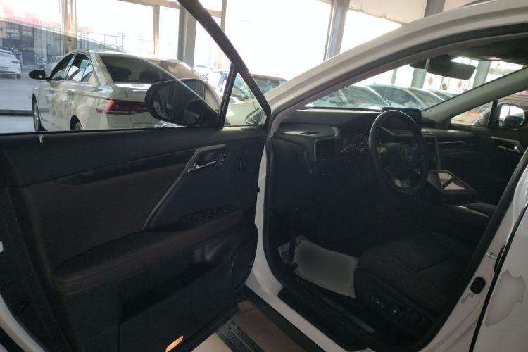 Used Lexus RX 2020 Facelifted 300 4x4 Elegant Edition Driver Seat