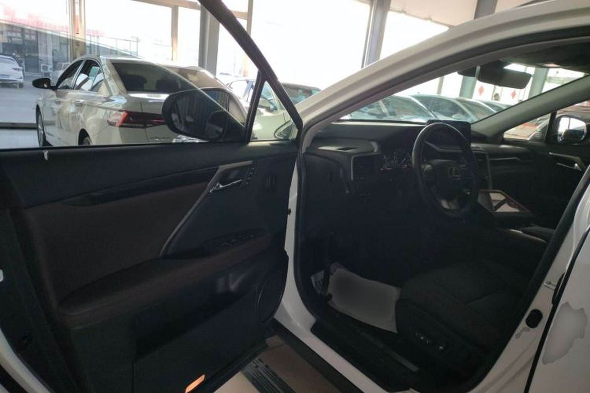 Used Lexus RX 2020 Facelifted 300 4x4 Elegant Edition Driver Seat