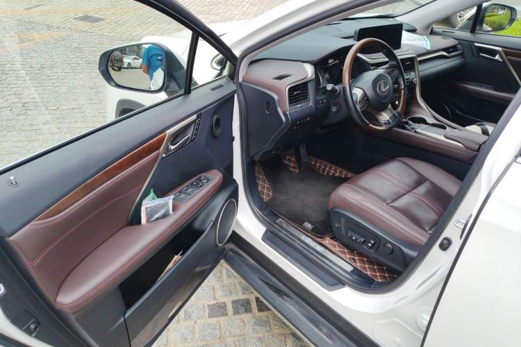 Used Lexus RX 2020 450hL Four-Wheel Drive Prestige Version 6 Seats China VI Standard Driver Seat