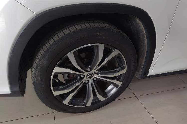 Used Lexus RX 2020 Facelifted 300 4x4 Elegant Edition Exterior 2