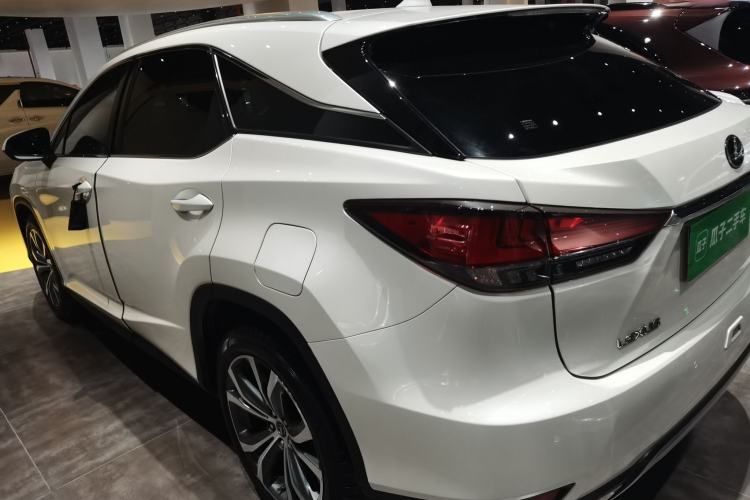 Used Lexus RX 2020 Facelifted 300 4x4 Elegant Edition Exterior 3