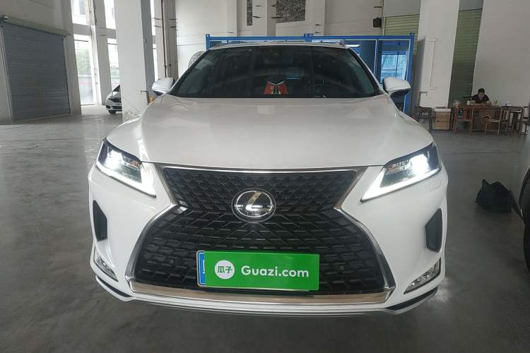 Used Lexus RX 2020 Revised Version 300 Two-Wheel Drive Comfort Edition Front