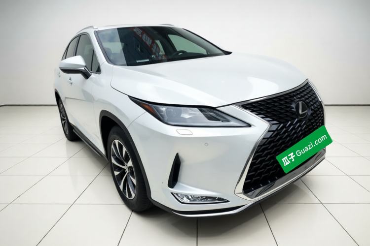 Used Lexus RX 2020 Revised Version 300 Two-Wheel Drive Comfort Edition Front Right 45 Deg