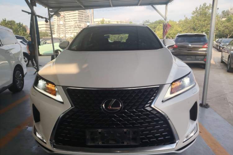 Used Lexus RX 2020 Revised Version 300 Two-Wheel Drive Comfort Edition Front