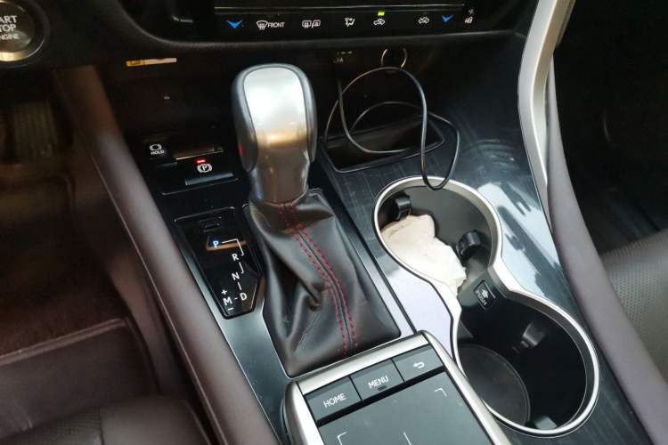 Used Lexus RX 2020 Facelifted 300 4x4 Elegant Edition Gear Lever