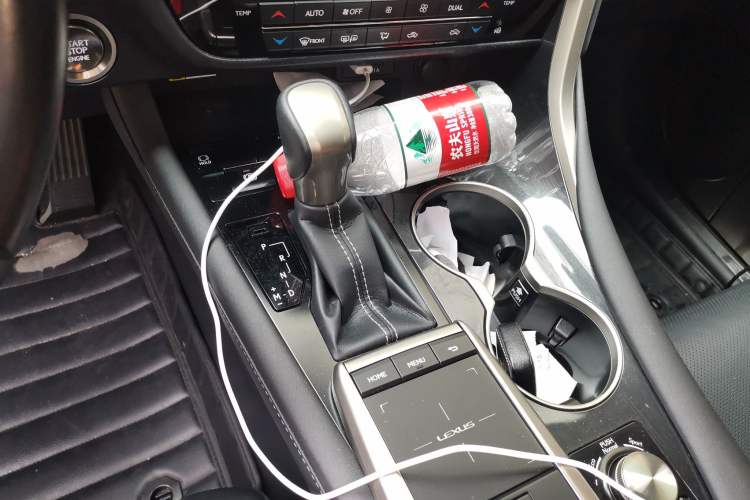 Used Lexus RX 2020 Facelifted 300 4x4 Elegant Edition Gear Lever