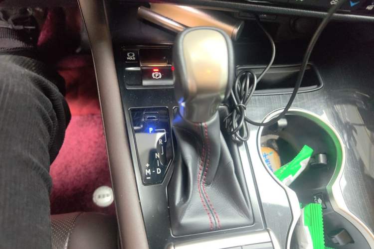 Used Lexus RX 2020 300 4x4 Elegant Edition China VI Gear Lever