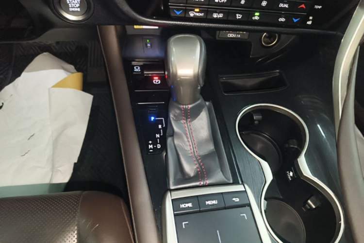 Used Lexus RX 2020 300 4x4 Elegant Edition China VI Gear Lever