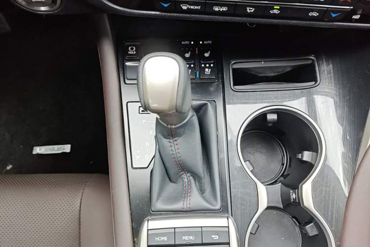 Used Lexus RX 2020 300 4x4 Elegant Edition China VI Gear Lever