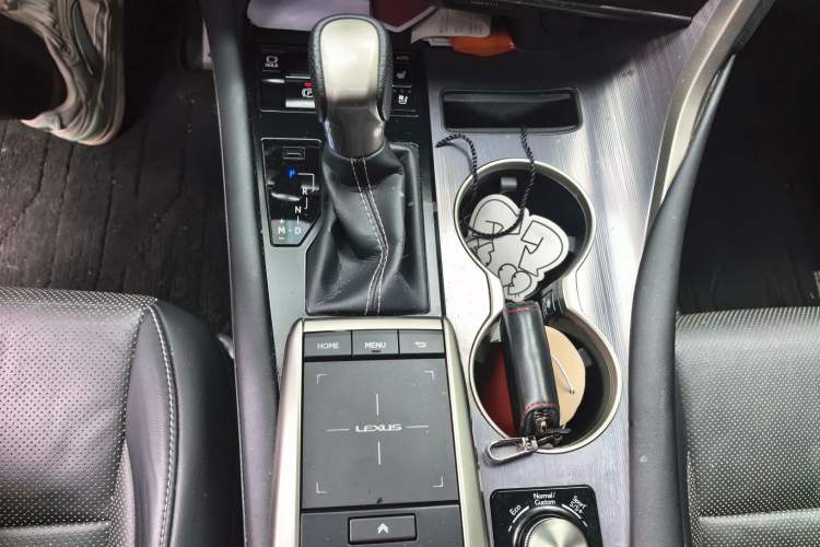 Used Lexus RX 2020 Revised Version 300 Four-Wheel Drive F SPORT Gear Lever