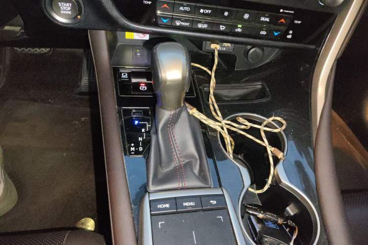 Used Lexus RX 2020 Facelifted 300 4x4 Elegant Edition Gear Lever