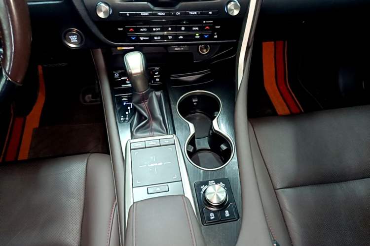 Used Lexus RX 2020 Facelifted 300 4x4 Elegant Edition Gear Lever