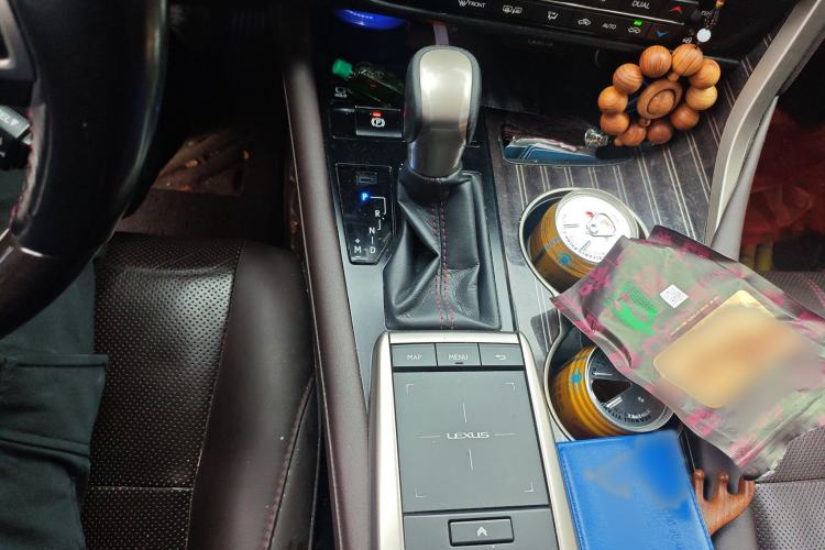 Used Lexus RX 2020 Facelifted 300 Four-Wheel Drive Luxury Edition Gear Lever