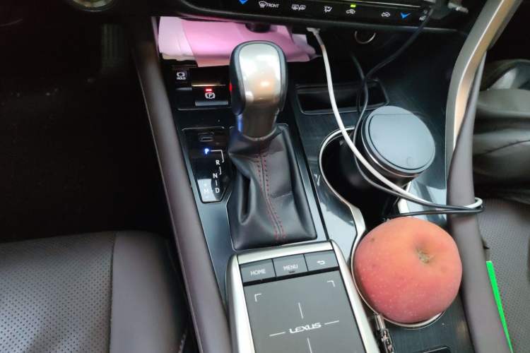 Used Lexus RX 2020 Facelifted 300 4x4 Elegant Edition Gear Lever
