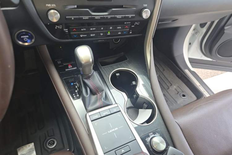 Used Lexus RX 2020 Revised Version 450h Four-Wheel Drive Elegant Edition Gear Lever