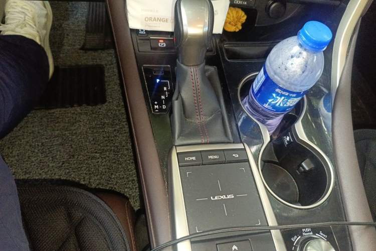 Used Lexus RX 2020 Facelifted 300 4x4 Elegant Edition Gear Lever