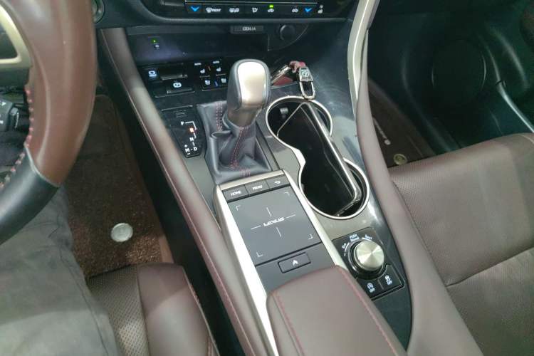 Used Lexus RX 2020 Facelifted 300 4x4 Elegant Edition Gear Lever