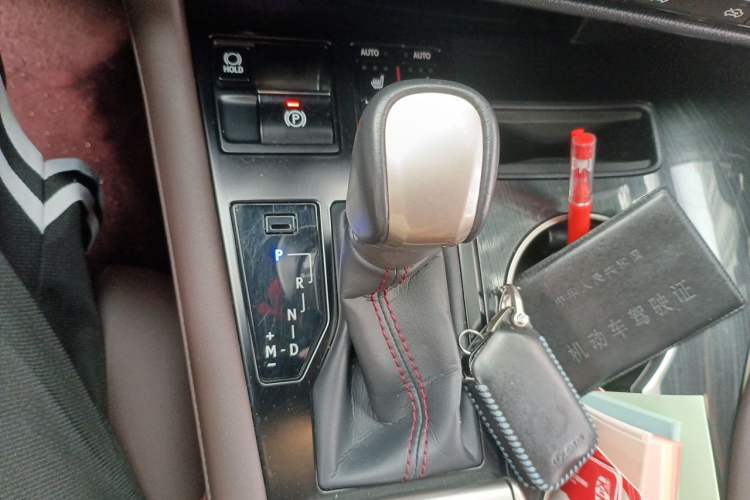 Used Lexus RX 2020 300 4x4 Elegant Edition China VI Gear Lever