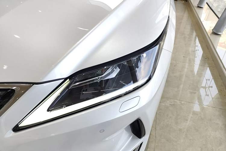 Used Lexus RX 2020 Revised Version 300 Two-Wheel Drive Comfort Edition Left Front Headlight