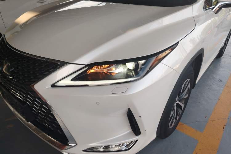 Used Lexus RX 2020 Revised Version 300 Two-Wheel Drive Comfort Edition Left Front Headlight