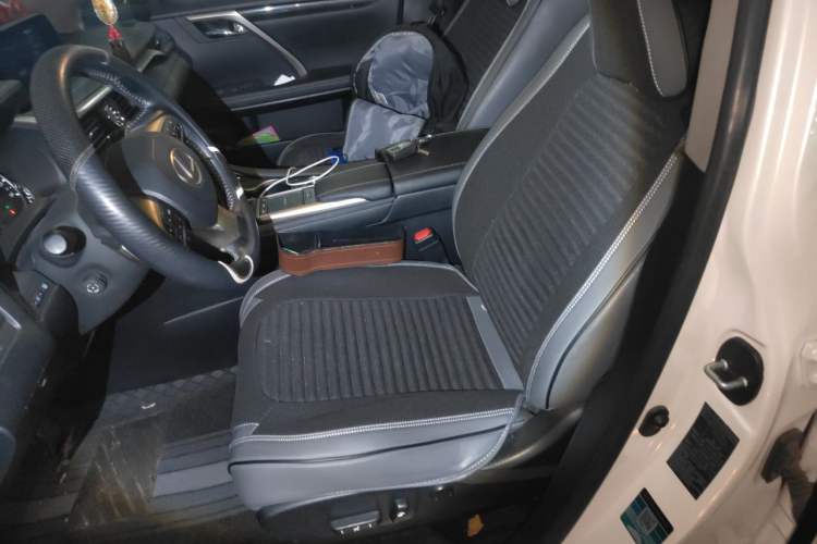 Used Lexus RX 2020 Revised Version 300 Two-Wheel Drive Elite Edition Left Front Seat