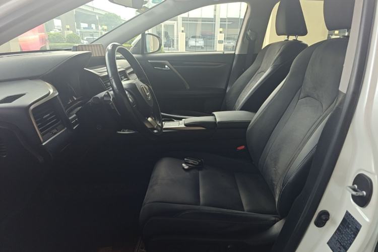 Used Lexus RX 2020 300 Two-Wheel Drive Elite Edition China VI Standard Left Front Seat