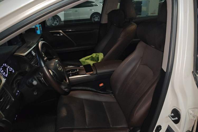 Used Lexus RX 2020 300 Two-Wheel Drive Comfort Edition China VI Standard Left Front Seat