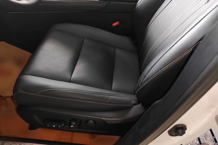 Used Lexus RX 2020 Facelifted 300 4x4 Elegant Edition Left Front Seat