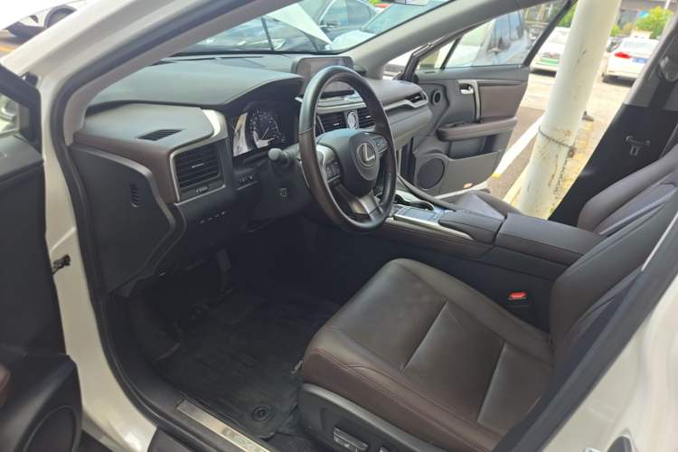 Used Lexus RX 2020 Revised Version 450h Four-Wheel Drive Elegant Edition Left Front Seat