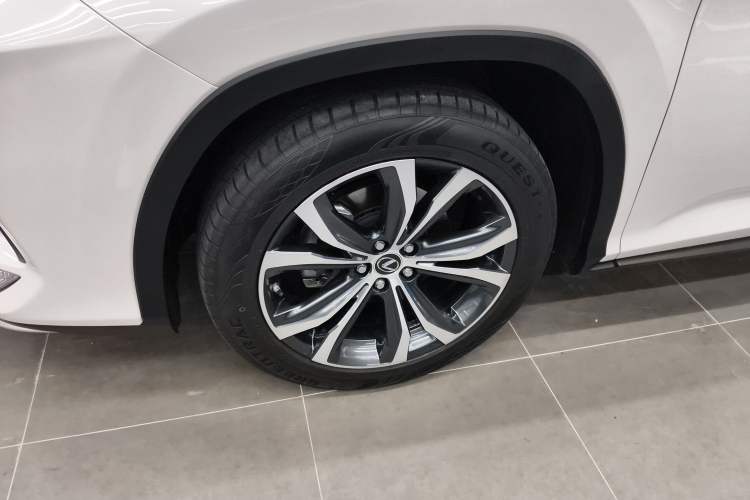 Used Lexus RX 2020 Facelifted 300 4x4 Elegant Edition Left Front Wheel Hub