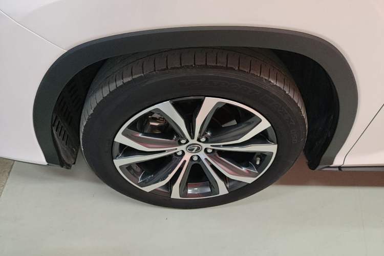 Used Lexus RX 2020 Revised Version 450h Four-Wheel Drive Elegant Edition Left Front Wheel Hub