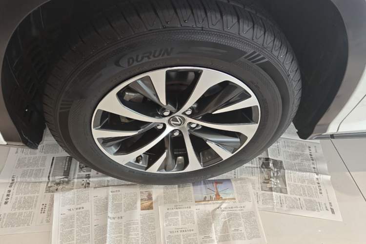 Used Lexus RX 2020 300 Two-Wheel Drive Elite Edition China VI Standard Left Front Wheel Hub
