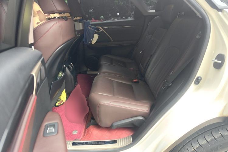 Used Lexus RX 2020 300 4x4 Elegant Edition China VI Left Rear Seat
