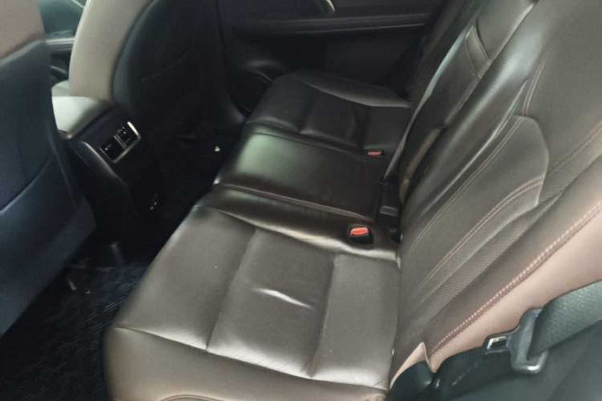 Used Lexus RX 2020 300 4x4 Elegant Edition China VI Left Rear Seat