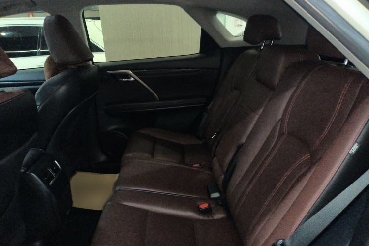 Used Lexus RX 2020 300 Two-Wheel Drive Elite Edition China VI Standard Left Rear Seat
