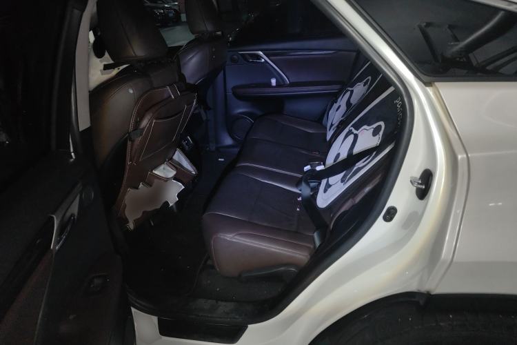 Used Lexus RX 2020 300 4x4 Elegant Edition China VI Left Rear Seat
